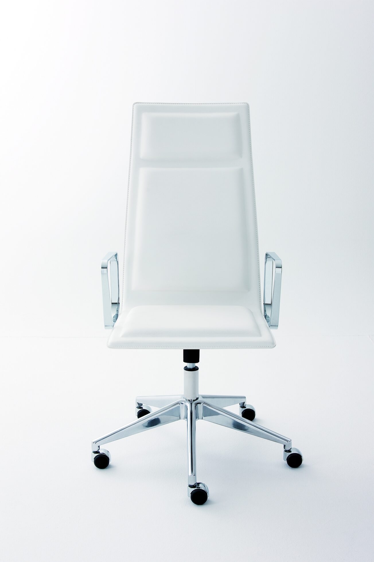 Comfortable and contemporary swivel desk chair